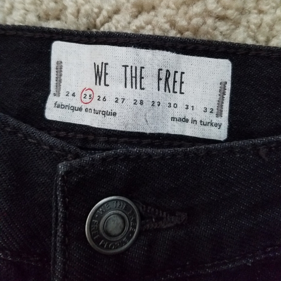 Free People Distressed Black jeans - Picture 2 of 9